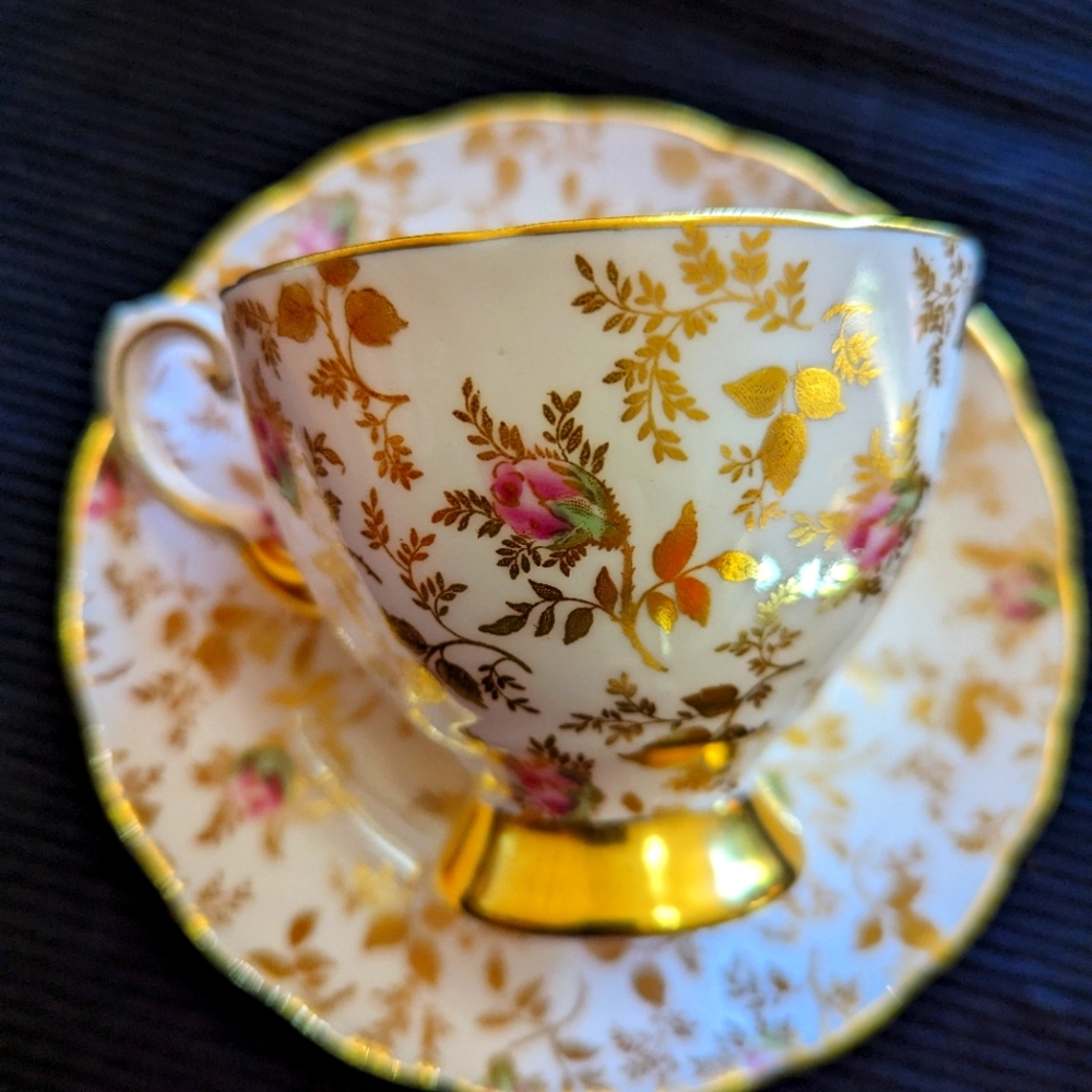 Tuscan rosebud Sunshine bone china tea cup